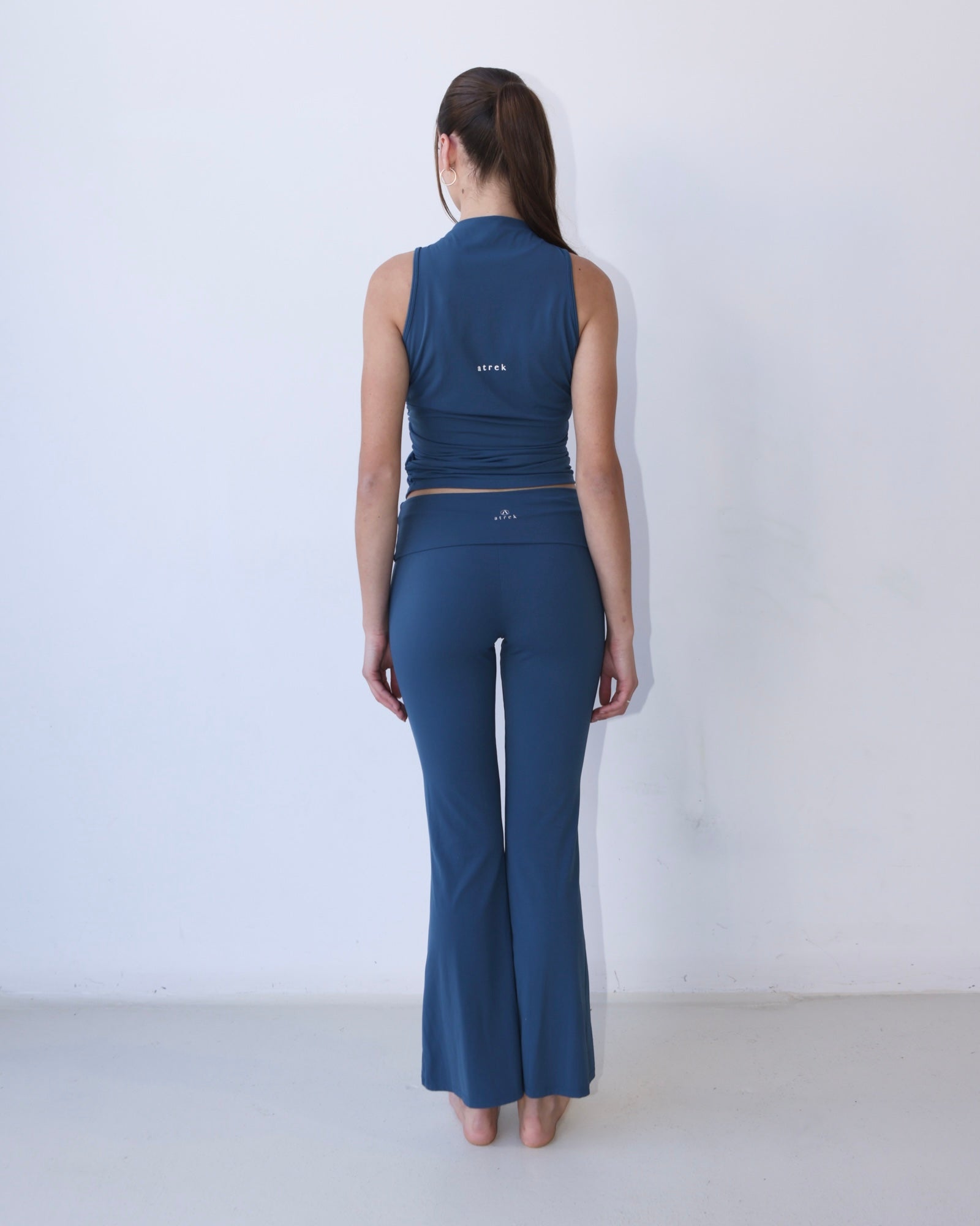 Ocean Blue High-Neck Sleeveless Ruched Tank Top