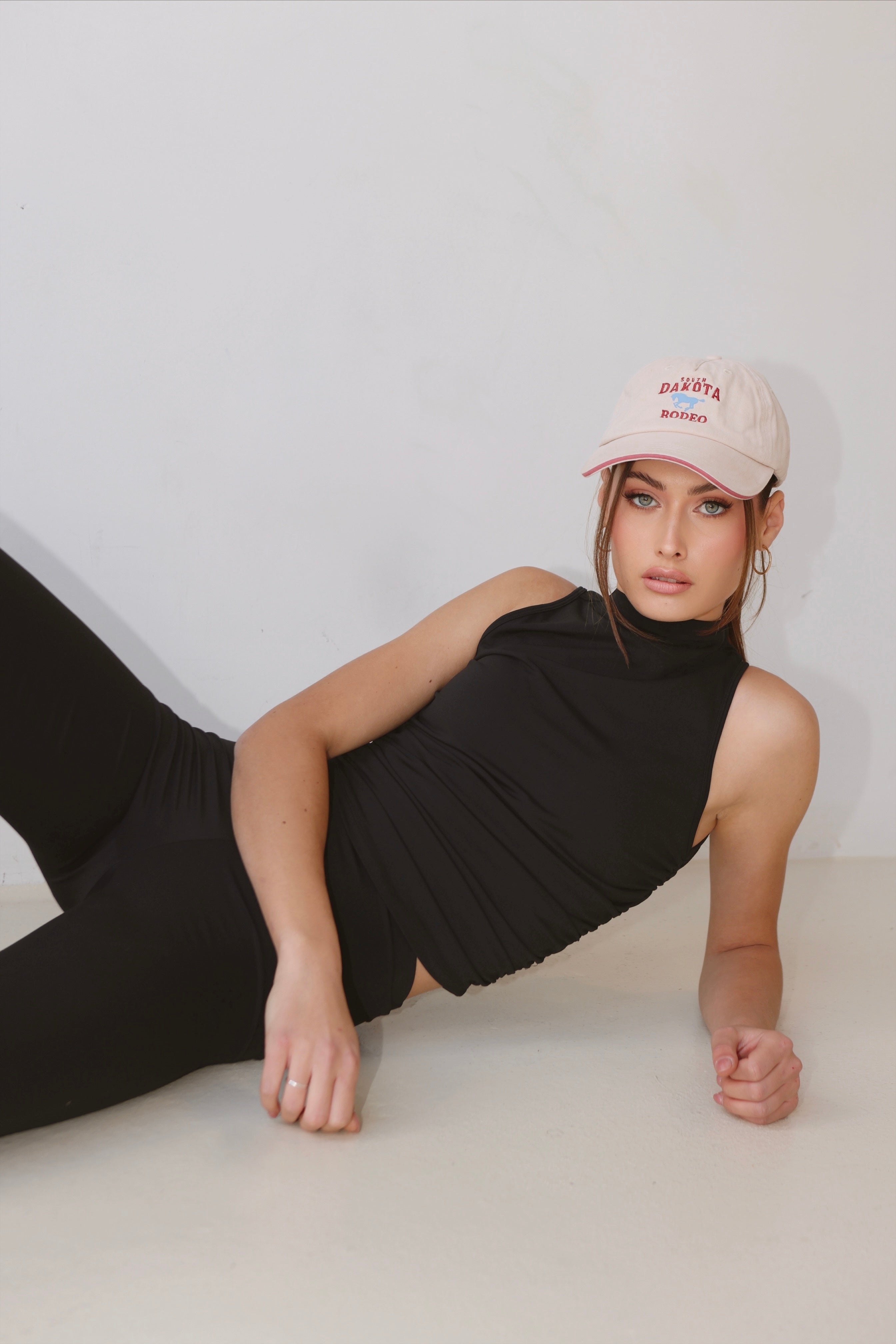 Black High-Neck Side Scrunch Singlet