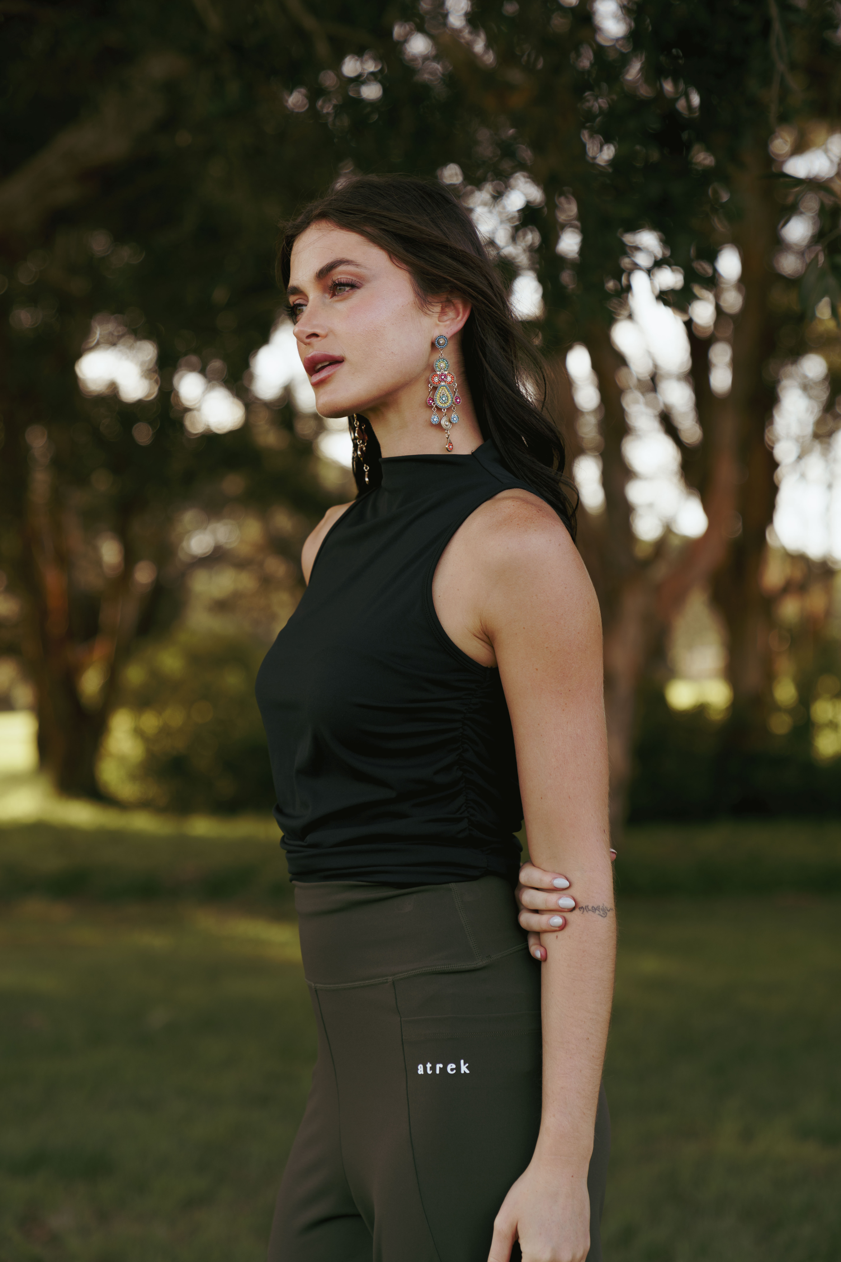 Black High-Neck Side Scrunch Singlet