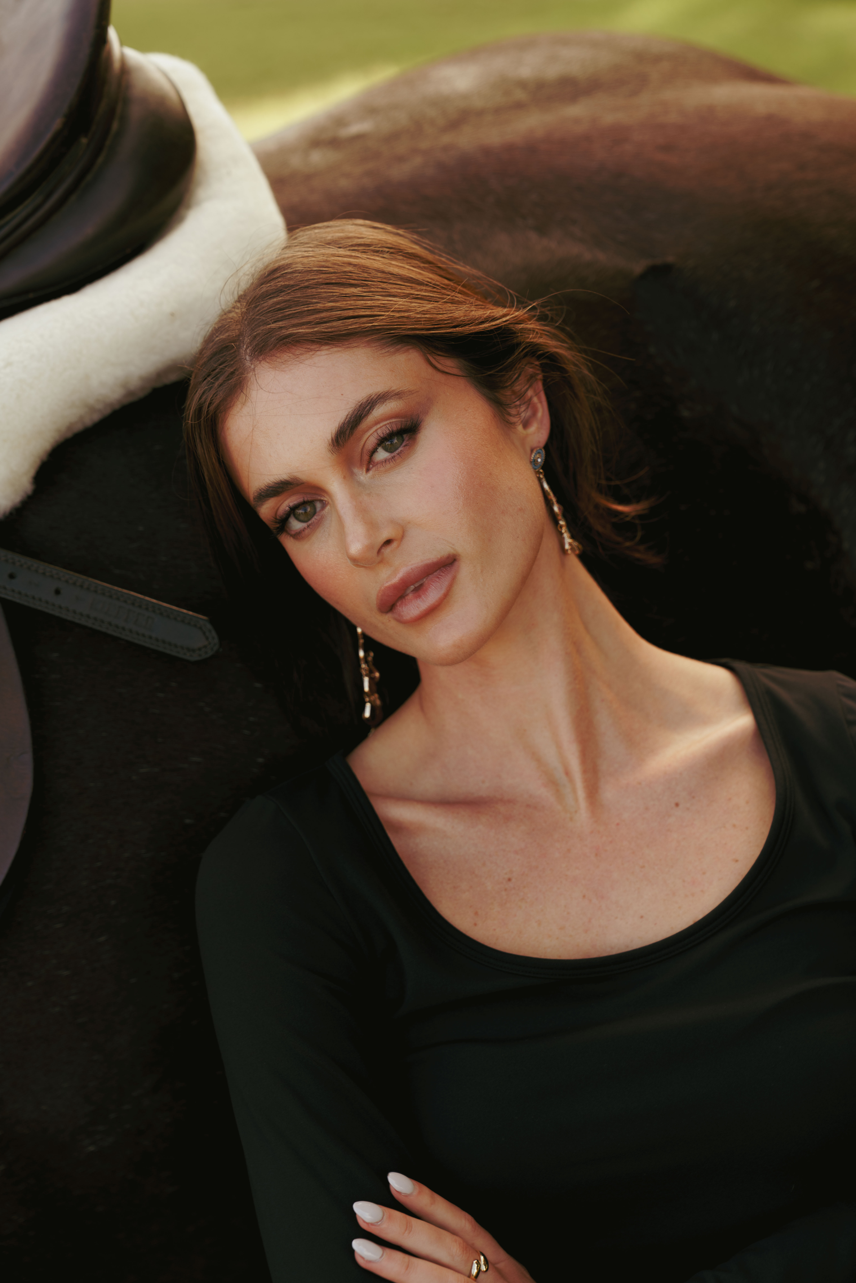 Scoop Neck Long Sleeve Top – Black